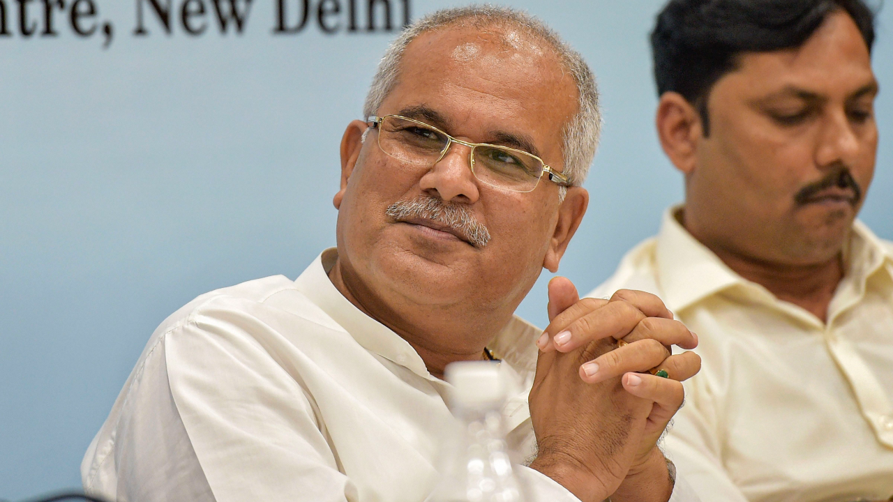Chhattisgarh CM Bhupesh Baghel slams UP govt for not allowing him to land at Lucknow Airport.
