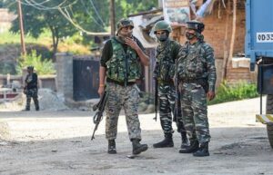 1 terrorist killed in Pulwama encounter, operation is still on: J&K Police