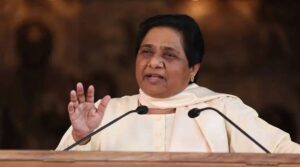 BSP will contest UP elections solo : Mayawati